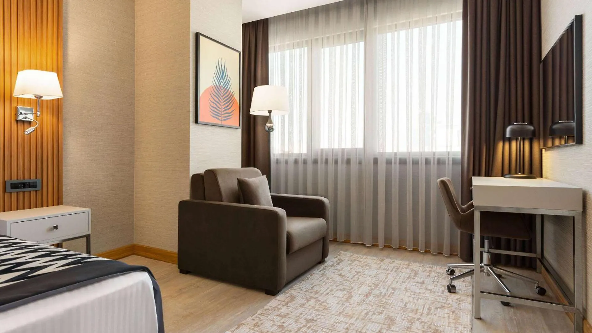 Ramada Encore By Wyndham Istanbul Sisli 4*,