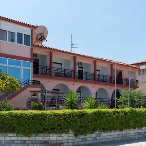 https://rodi-apartments.hotelschalkidiki.net