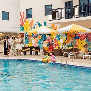 https://golden-sands-suites.dubaihotelsoffers.com