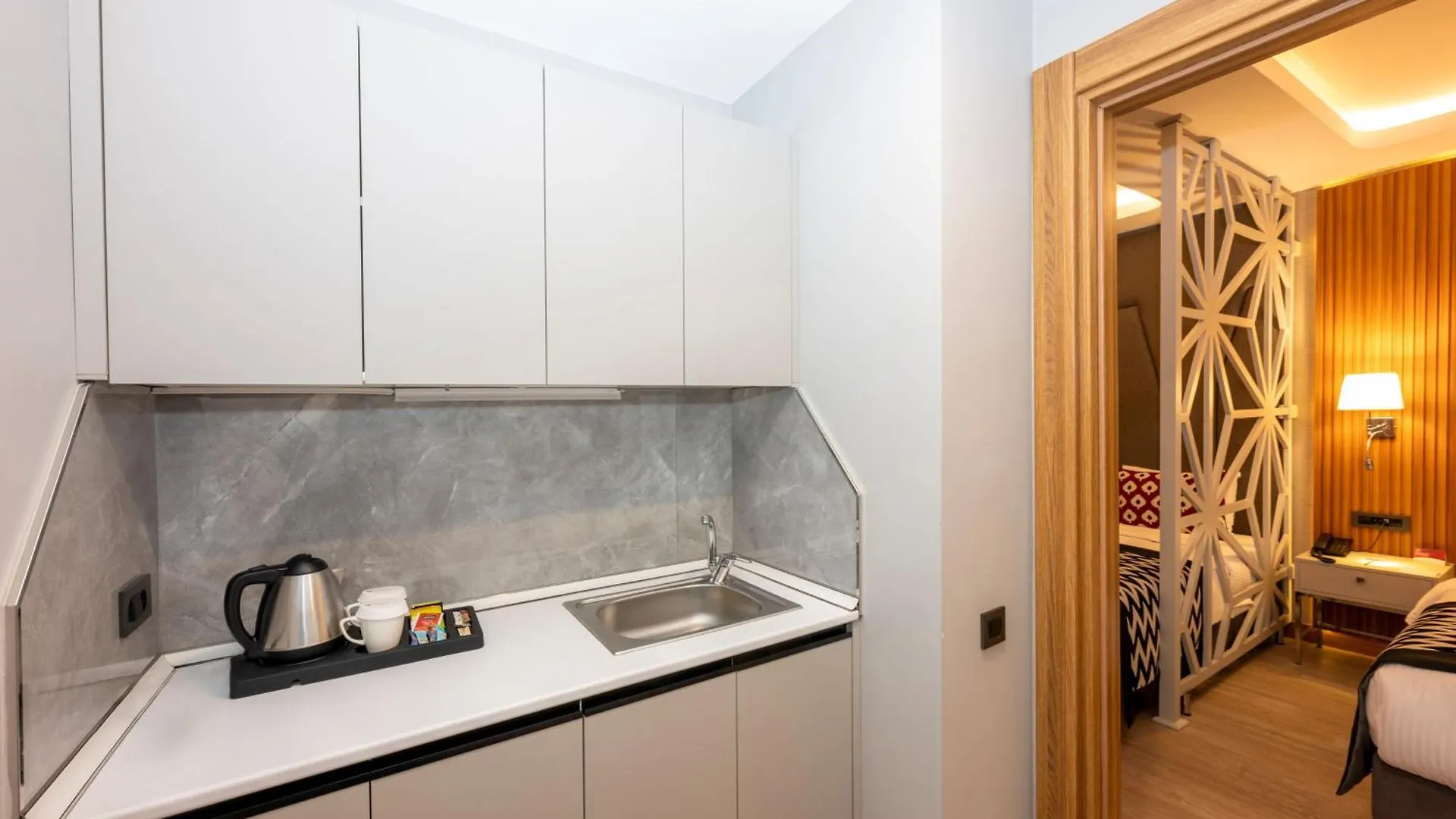 Ramada Encore By Wyndham Istanbul Sisli Otel
