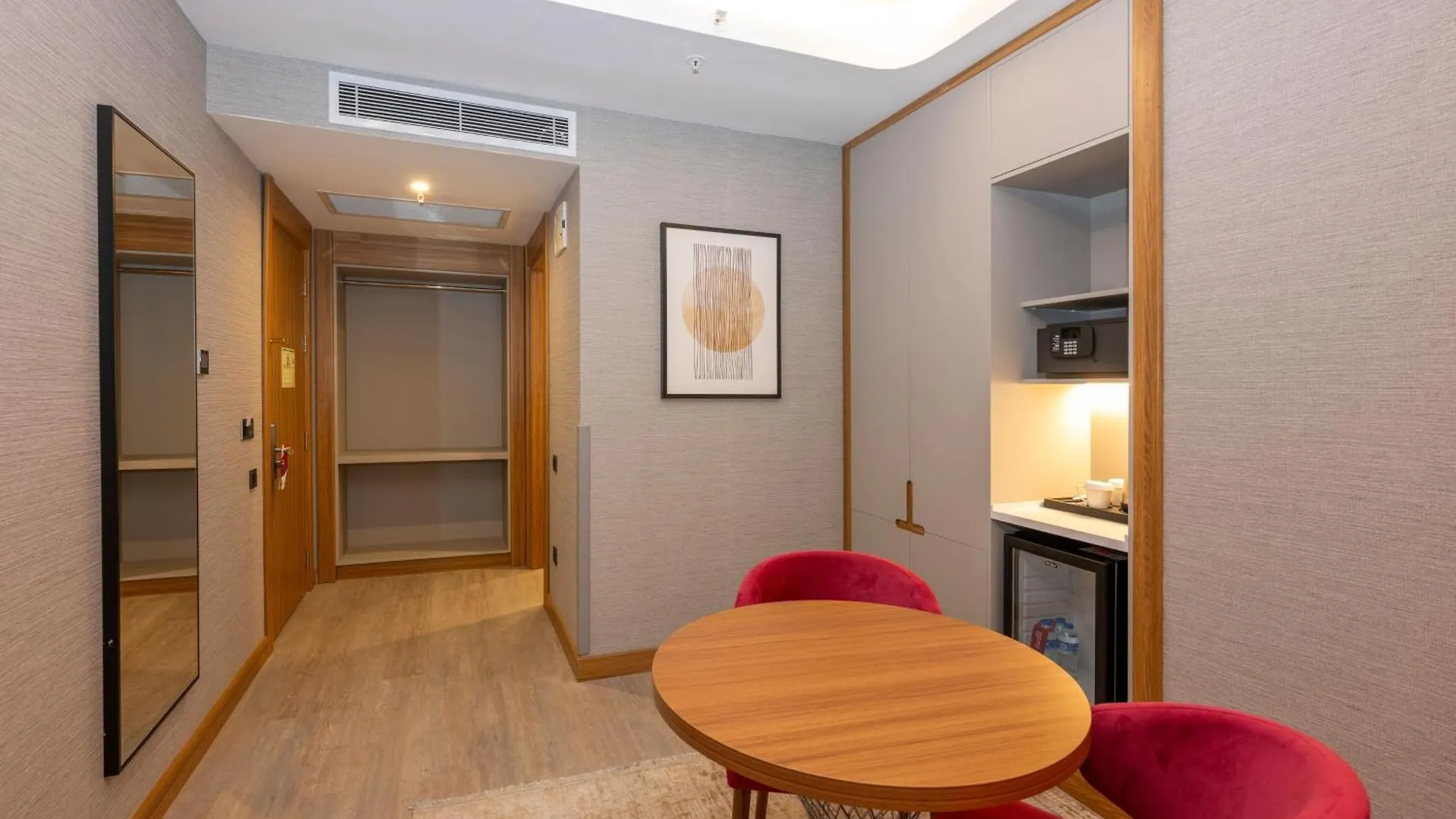 Hotel Ramada Encore By Wyndham Istanbul Sisli